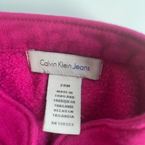 Girls Calvin Klein set - Picture 4 of 5